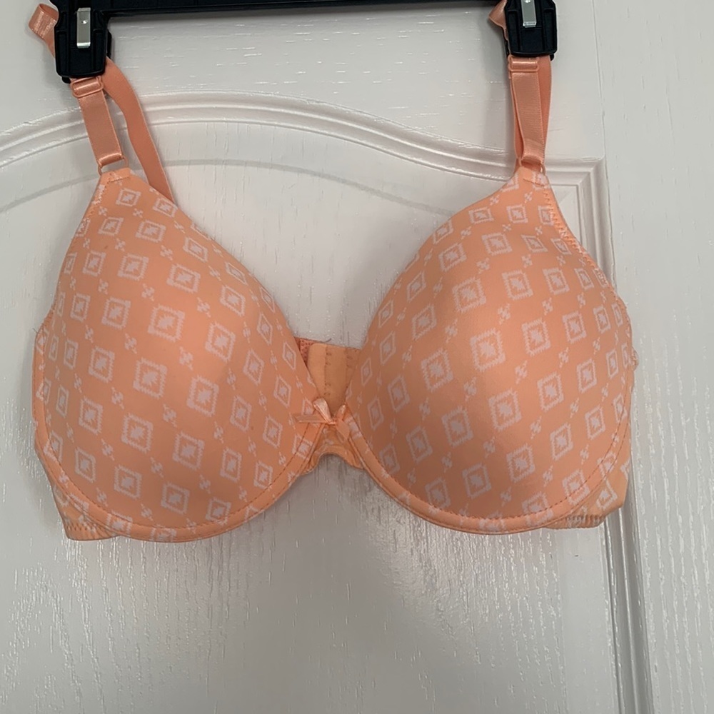 JESSICA Simpson Gentle Lift Lightly Padded Bra. 38D NWOT
